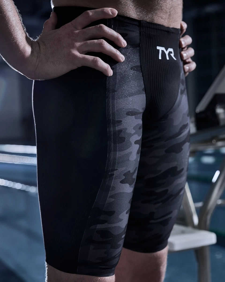 TYR Men's Shockwave High-Waist Jammer Swimsuit - Camo 4 TYR Men's Shockwave High-Waist Jammer Swimsuit - Camo - Image 2