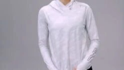 TYR SunDefense™ Women's Vented Hooded Shirt - Camohex -TYR Sales Store 1572241271 ddbe6861bd37634f76b5c900cd7b3dab2e404e9344a3cd4b3cae3a9383c8601a d 295x166