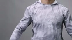 TYR SunDefense™ Men's Vented Hooded Shirt - Turbulent -TYR Sales Store 1572244268 8e2edec27d39822b2c6ef3b56a9e88090008637224f0d013d78dd7bb8736af89 d 295x166