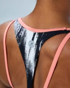 TYR Women's Hadley Top - Dry Brush -TYR Sales Store BHDDBR7A 001 alt10