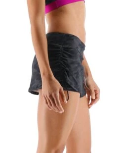 TYR Durafast Elite® Women's Della Skort - Blackout Camo -TYR Sales Store BSFBC7A 001 alt05