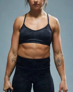 TYR Base Kinetic™ Women's V-Neck Sports Bra - Blackout Camo -TYR Sales Store FGVBC3A 001 alt07