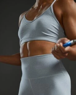 TYR Base Kinetic™ Women's V-Neck Sports Bra - Heather -TYR Sales Store FGVSH3A 254 alt08