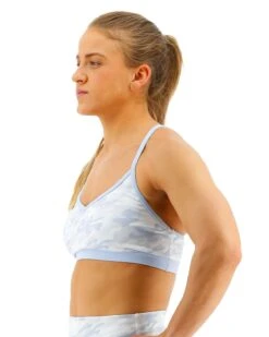 TYR Base Kinetic™ Women's V-Neck Sports Bra - Whiteout Camo -TYR Sales Store FGVWC3A 100 alt03