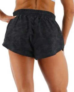 TYR Hydrosphere™ Women's Pace Running Shorts - Blackout Camo -TYR Sales Store FRSBC3A 001 main02