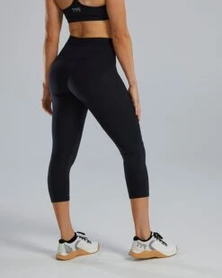 TYR Base Kinetic™ Women's High-Rise 3/4 Logo Leggings - Solid -TYR Sales Store FTTHRL3A 001 main02