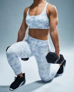 TYR Base Kinetic™ Women's High-Rise 3/4 Leggings - Whiteout Camo -TYR Sales Store FTTMRW3A 100 alt08
