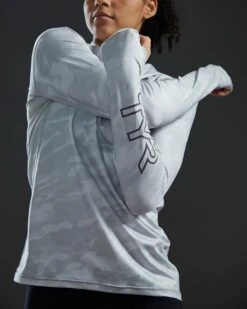 TYR SunDefense™ Women's Vented Hooded Shirt - Camohex -TYR Sales Store PLHCAX7A 990 alt09