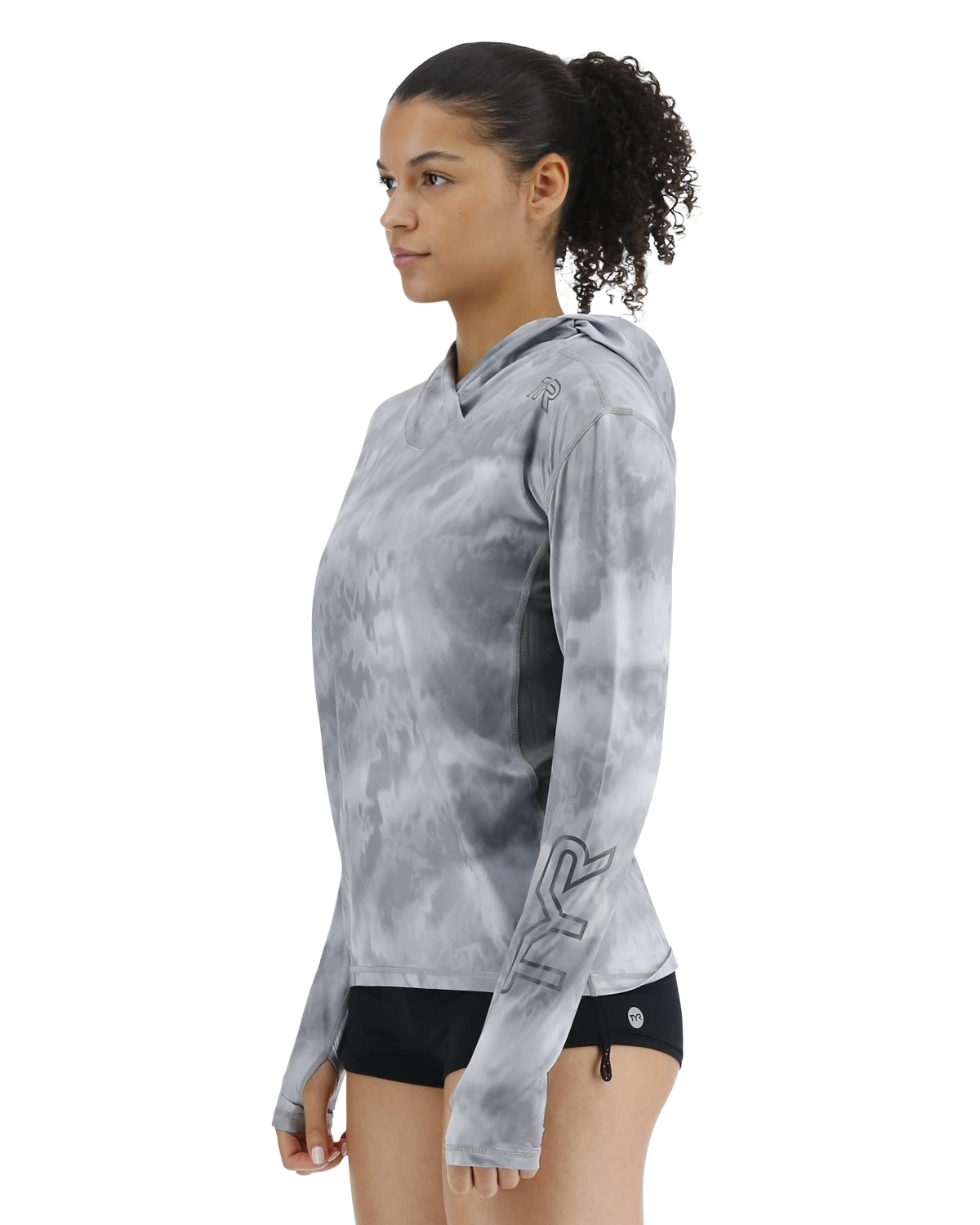 TYR SunDefense™ Women's Vented Hooded Shirt - Turbulent 5 TYR SunDefense™ Women's Vented Hooded Shirt - Turbulent - Image 3