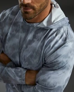 TYR SunDefense™ Men's Vented Hooded Shirt - Turbulent -TYR Sales Store PMLHTU7A 988 alt10