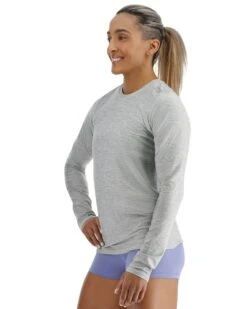 TYR Airtec™ Women's Long Sleeve Tee - Solid -TYR Sales Store fptlso3a 254 alt03