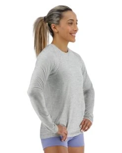 TYR Airtec™ Women's Long Sleeve Tee - Solid -TYR Sales Store fptlso3a 254 alt06