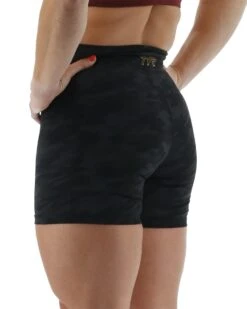 TYR Base Kinetic™ Women's High-Rise 4" Shorts - Blackout Camo -TYR Sales Store ftfhsb3a 001 alt04