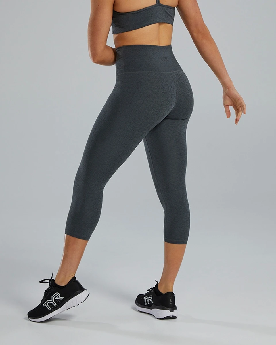 TYR Base Kinetic™ Women's High-Rise 3/4 Leggings - Solid 16 TYR Base Kinetic™ Women's High-Rise 3/4 Leggings - Solid - Image 14