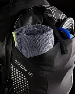 TYR Elite Team 24L Backpack -TYR Sales Store fw20 tyr elitebackpack frontpocket 1