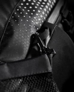 TYR Elite Team 24L Backpack -TYR Sales Store fw20 tyr elitebackpack looprzoom 1